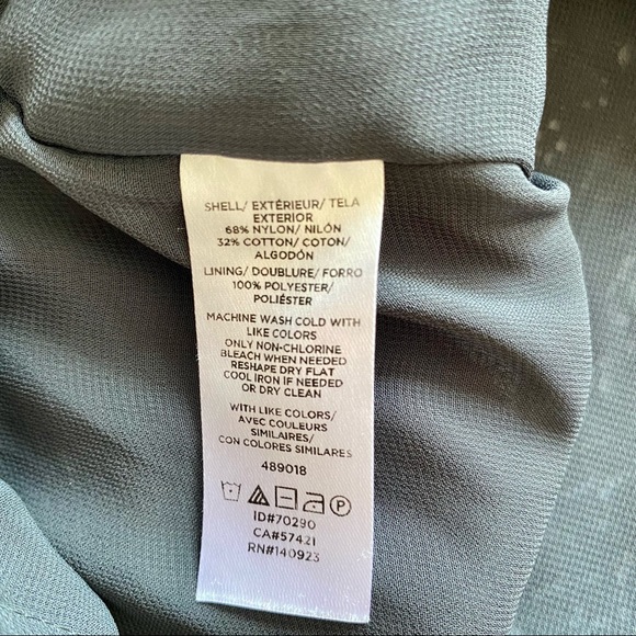 Loft Gray Floral Shell - Picture 4 of 4